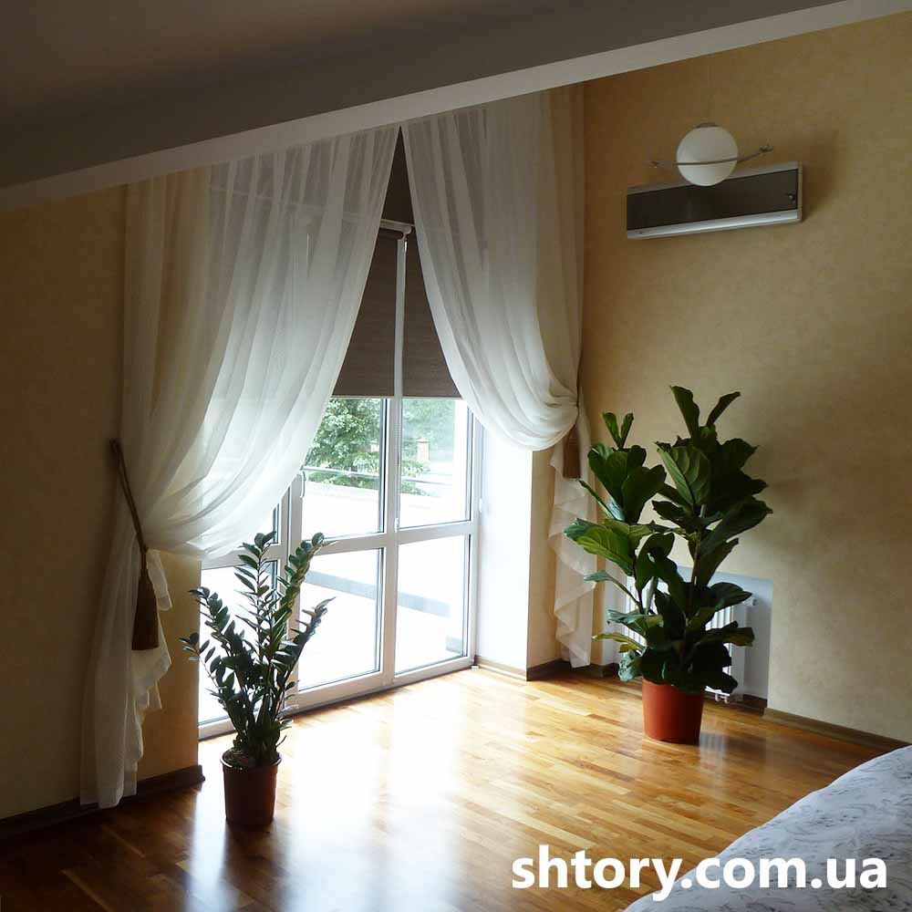 Шторы для спальни в частном доме Киев